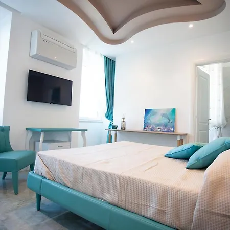 Cavalieri D'oro Luxury House Affittacamere Anzio