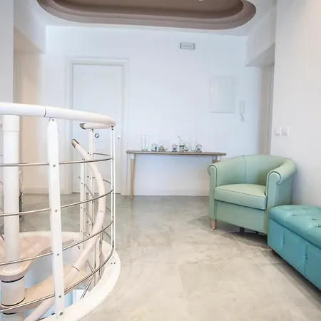 Cavalieri D'oro Luxury House