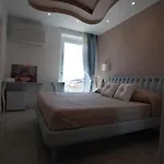 Cavalieri D'oro Luxury House 3* アンツィオ