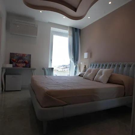 Cavalieri D'oro Luxury House 3* Anzio
