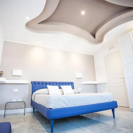 Cavalieri D'oro Luxury House בית הארחה 3*