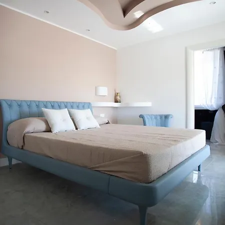 Cavalieri D'oro Luxury House Guest house
