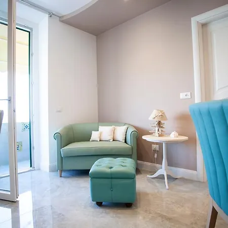 Cavalieri D'oro Luxury House *