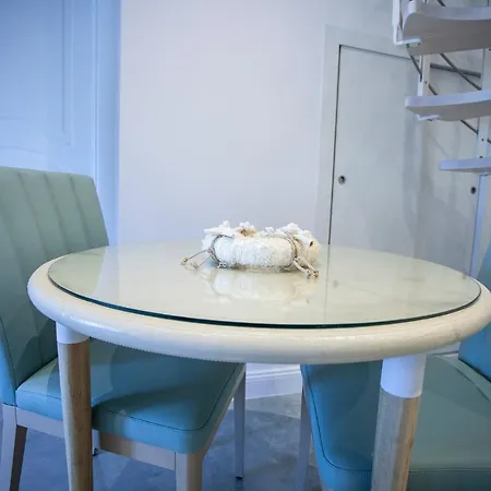 Cavalieri D'oro Luxury House